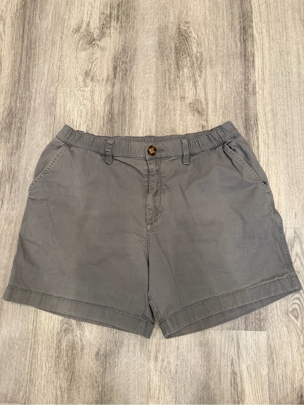 Chubbies Originals Men’s Gray Shorts Size Large 5.5” Inseam